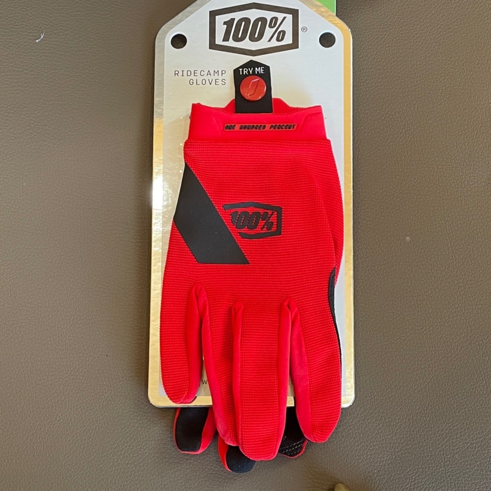 NWT 100% Ridecamp Men’s Cycling Gloves - Multiple sizes.  (G31)
